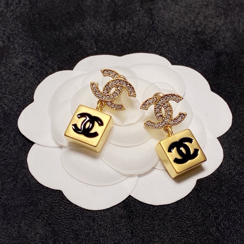 Ch**el earrings